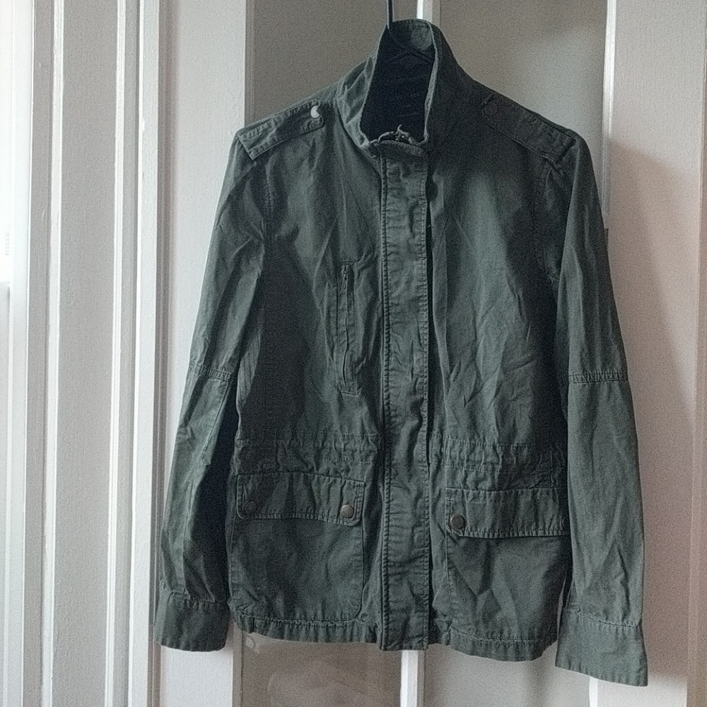 Army Green Anorak Jacket with Funnel collar
